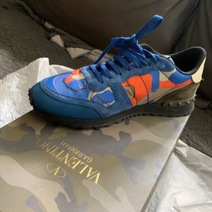 VALENTINO MENS SNEAKERS CAMO